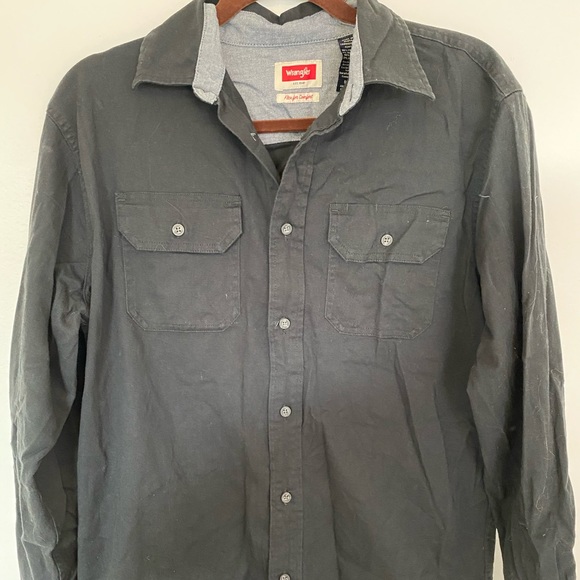 Button up - Picture 2 of 8